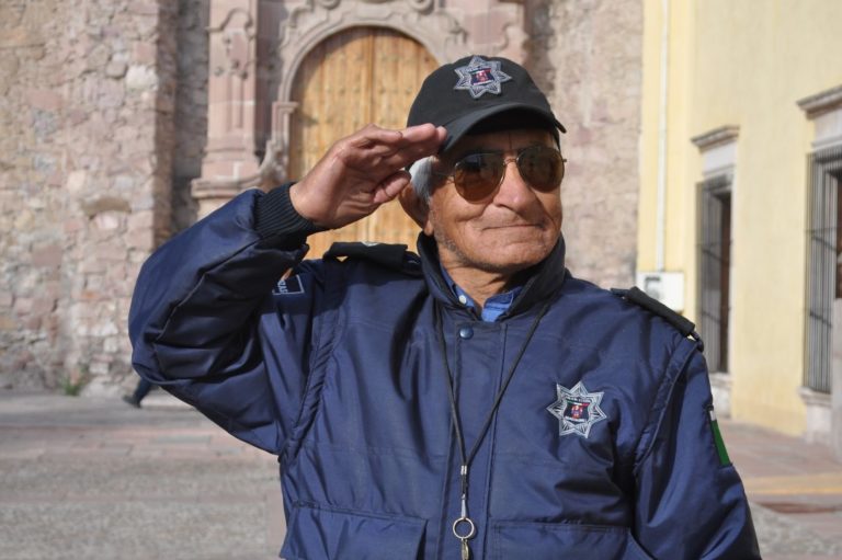 ¿Habrase visto personaje más popular que el Comandante Lupillo en Aguascalientes?