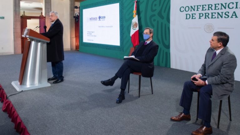 Opositores llamarán a no aplicarse vacuna contra covid-19, dice AMLO