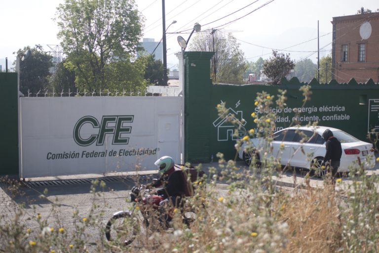 Empresas tomaron bandera del medio ambiente para justificar negocio en energía: López Obrador