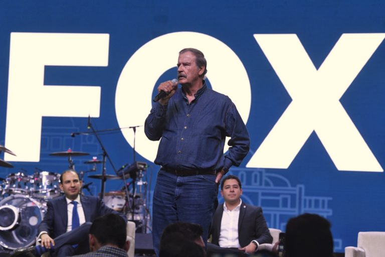 “Que se calle la chachalaca en las mañaneras”: Fox a López Obrador