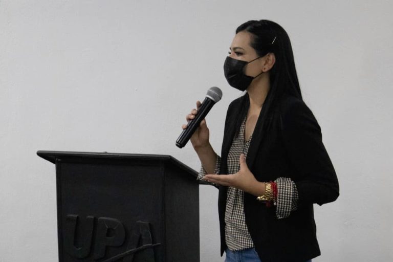 Concluyó diplomado de emprendimiento De la idea a la acción