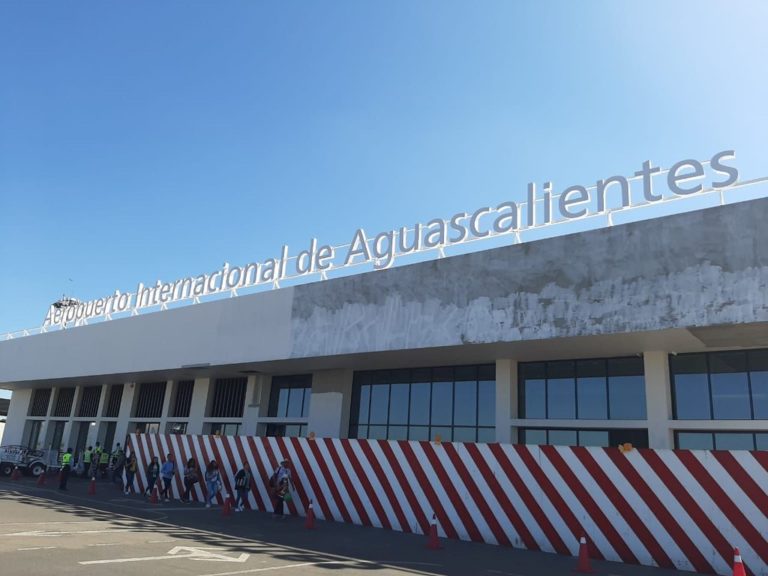 Se instaló laboratorio temporal en aeropuerto de Aguascalientes para pruebas covid