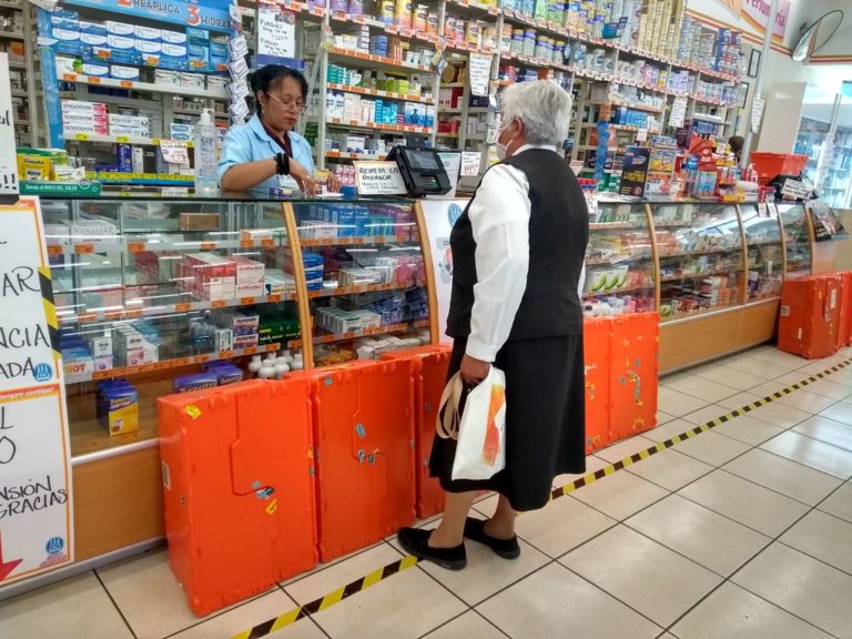 La venta de la vacuna de COVID-19 tardará meses venderse en  las farmacias