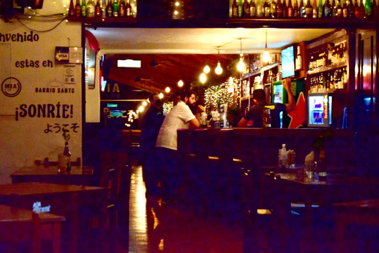 Antro-bar Praga continuará clausurado en Aguascalientes, sigue investigación tras agresión con arma de fuego