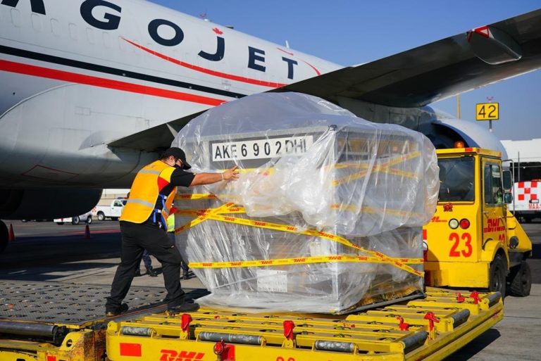 A partir del 11 de enero llegarán lotes de 440 mil vacunas cada semana