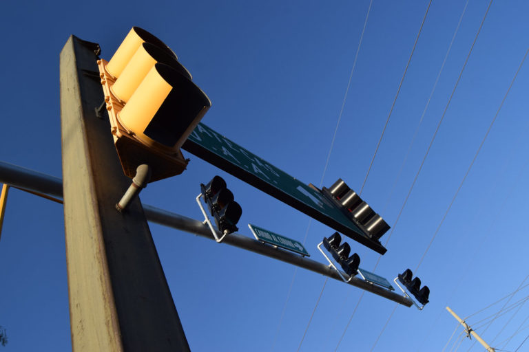 En Aguascalientes, sincronización de semáforos en Primer Anillo y López Mateos es a 50 km/h