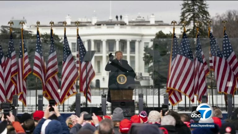 Demócratas presentan resolución para enjuiciar nuevamente a Trump por incitar a la insurrección
