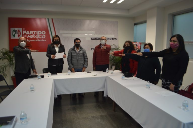 Rinde protesta la Comisión de Postulaciones de Candidatos del PRI   