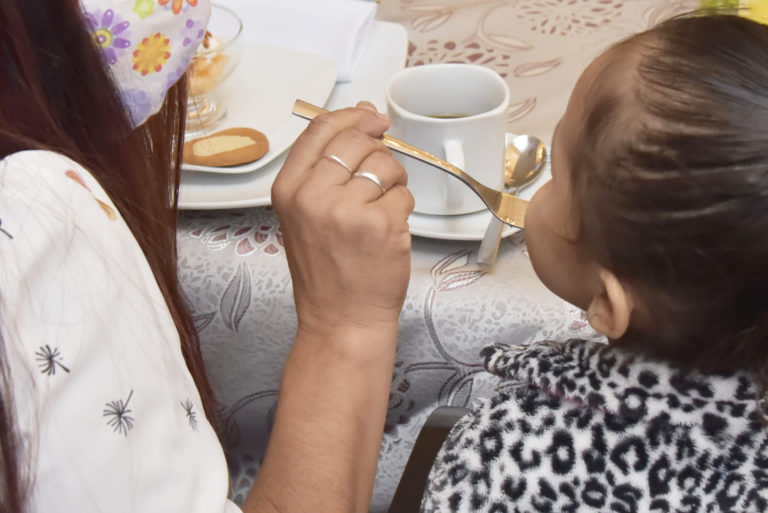 En la adopción se privilegia mantener la unidad de quienes son hermanos   