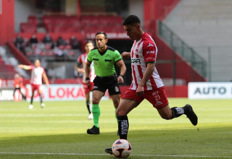 Necaxa cayó ante Toluca en la Bombonera