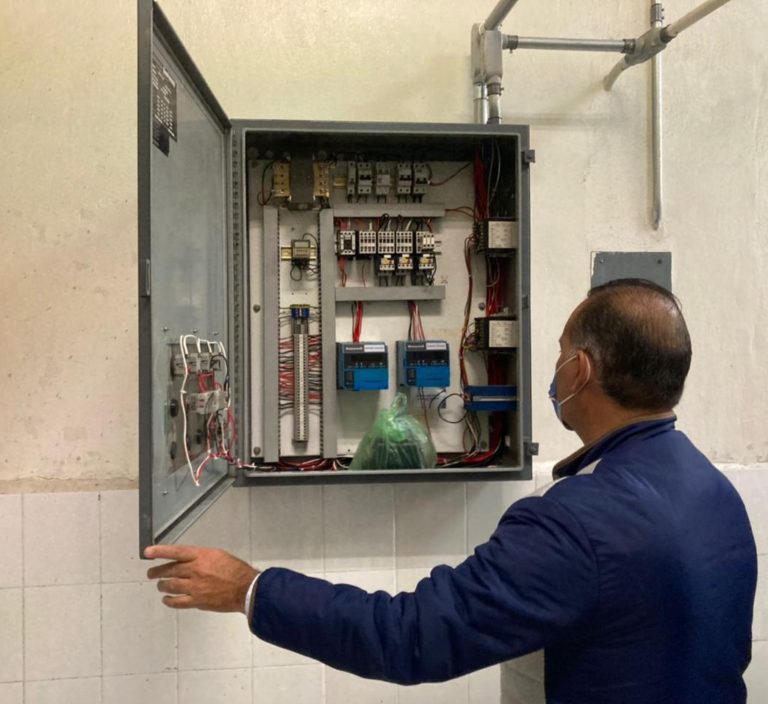 Gobernador de Aguascalientes supervisa cumplimiento de normas en Funeraria La Gloria