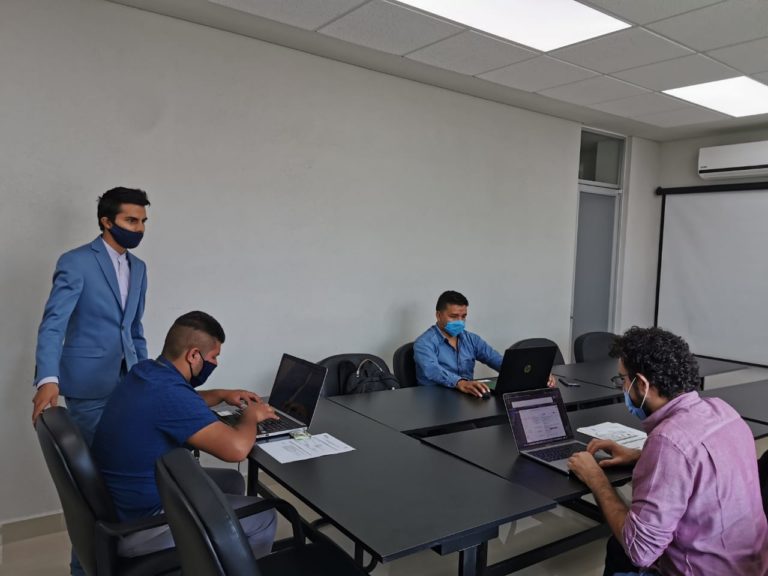 Incubadora de la UTA apoya a mipymes y emprendedores a través de SOS Empresarial   