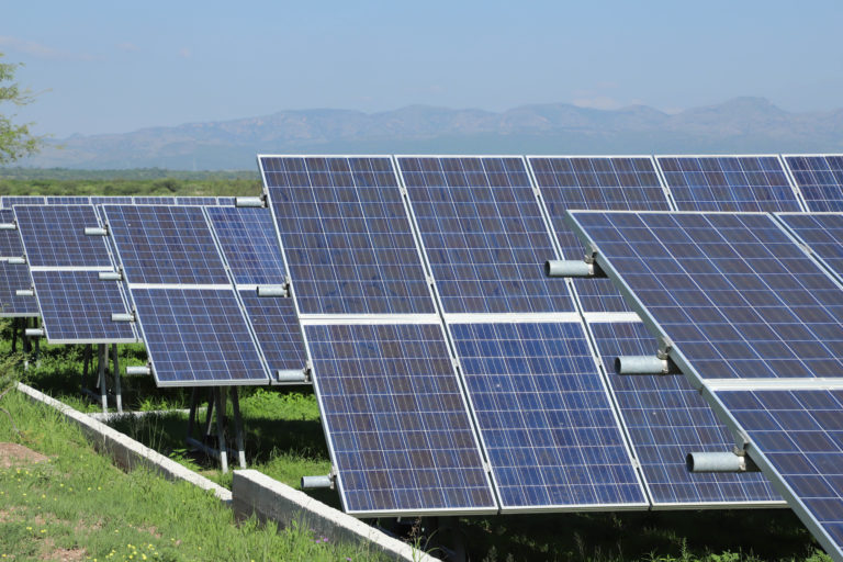 Instalan parque fotovoltaico en el Campus Sur de la UAA