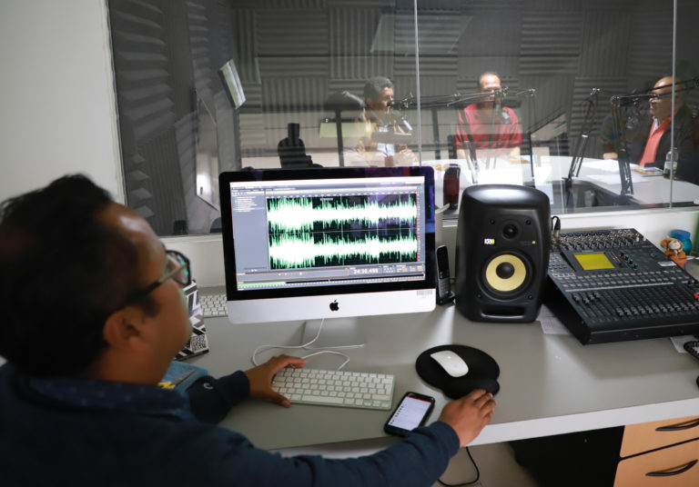 Radio Universidad cumple 43 años al aire