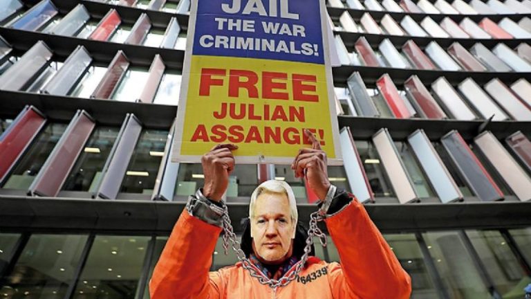 Juicio de extradición de Julian Assange: la libertad de prensa, en riesgo