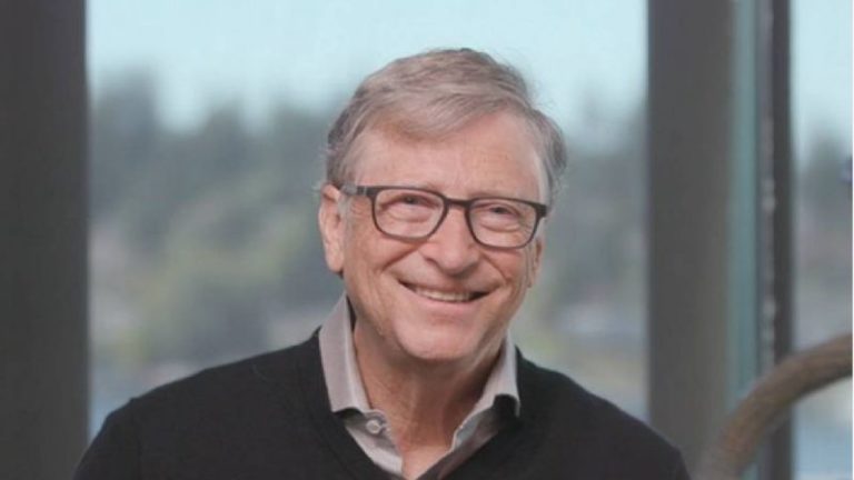 Bill Gates califica de “perversas” y “disparatadas” las teorías de la conspiración sobre el covid-19