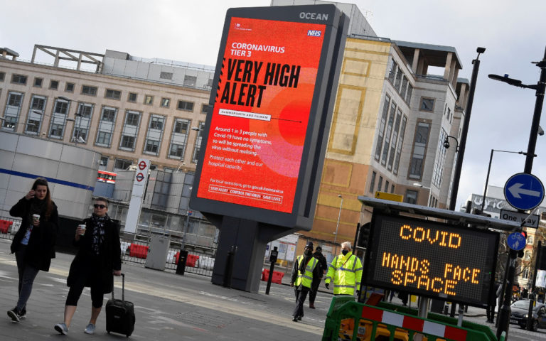 Todavía no se sabe si la vacuna también funcionará con la cepa propagada en Reino Unido