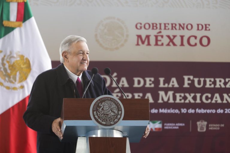 López Obrador se desmarca de iniciativa sobre redes sociales de Monreal