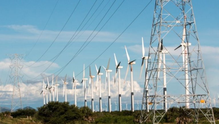 La Suprema Corte declara inconstitucional la política energética de la 4T