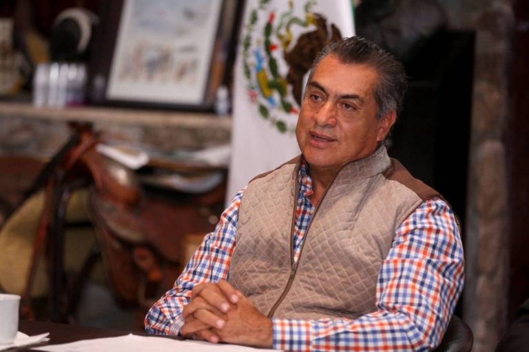 El Bronco rechaza inscribirse para recibir vacuna contra covid-19