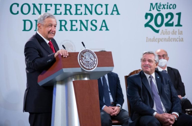 Acuerdo/ Bajo presión 