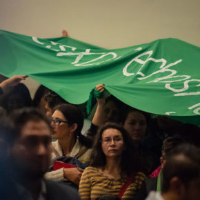 32621100548_baebd599fd_c