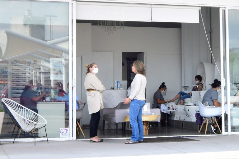 Dueños de negocios y empresarios en Aguascalientes deben ser estrictos en sus medidas de prevención contra covid-19