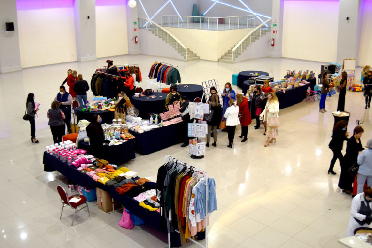 Reciben empresarias capacitación para aplicar reforma outsourcing en caso de que se apruebe