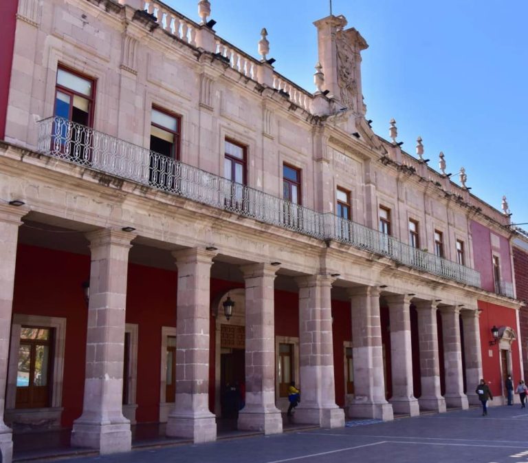 Municipio capital de Aguascalientes gastó lo mismo en servicios públicos que en banalidades