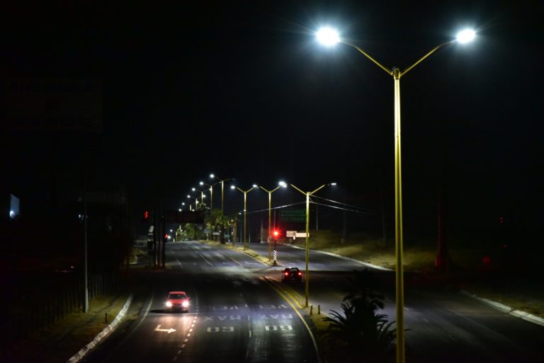 Municipio de Aguascalientes da mantenimiento al alumbrado público en el sur de la ciudad