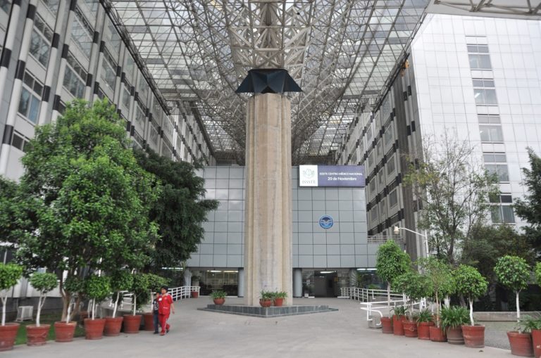 Se reúnen Issste y Amnistía Internacional