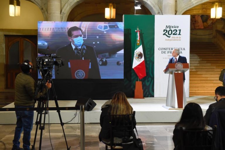 Se suma el Issste a brigadas que vacunarán a adultos mayores 