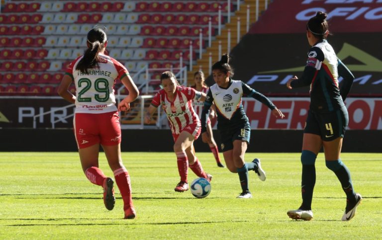 Centellas cayó por la mínima ante América en el Victoria