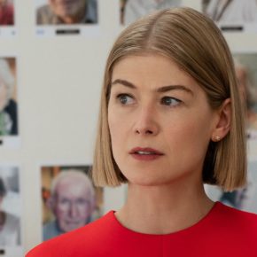 Rosamund Pike – I Care A Lot