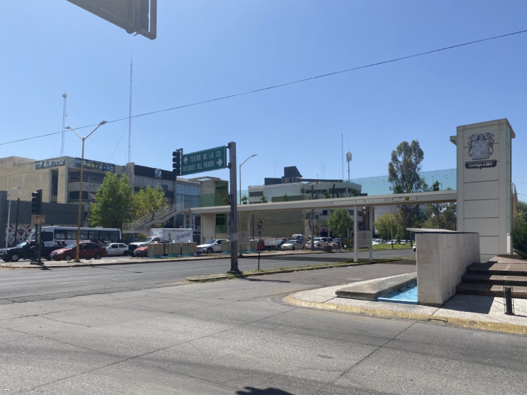 Arranca construcción de puentes peatonales sobre Avenida Aguascalientes