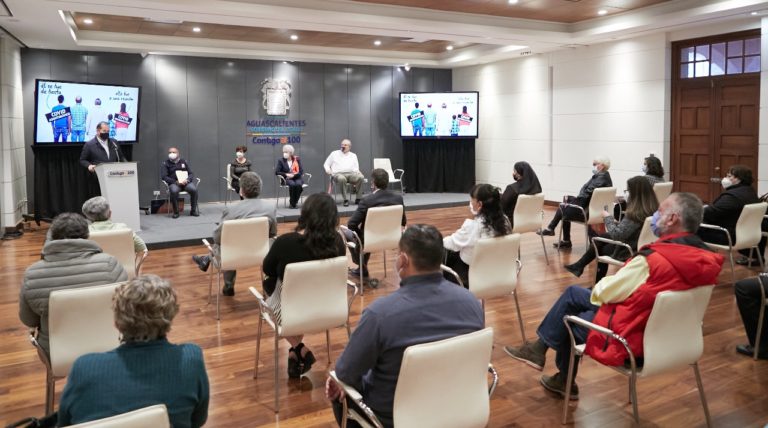 Gobernador entrega apoyos a asociaciones civiles que apoyan a grupos vulnerables