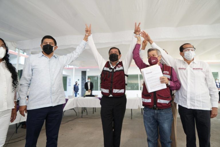 Otra vez solicitan militantes de Morena posición clara del partido en caso de Salgado Macedonio