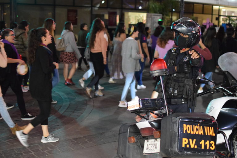 Autoridades usaron fuerza ilegal y violencia sexual para silenciar mujeres: Amnistía Internacional