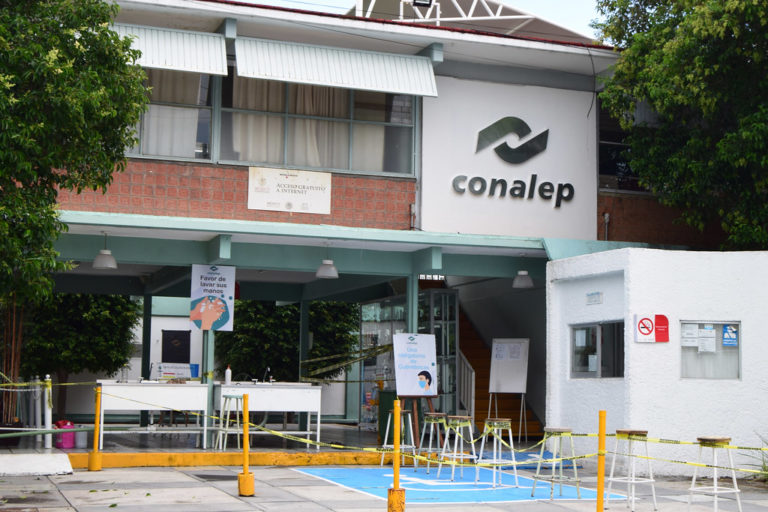 4 mil estudiantes de Conalep regresarán a las aulas de manera virtual
