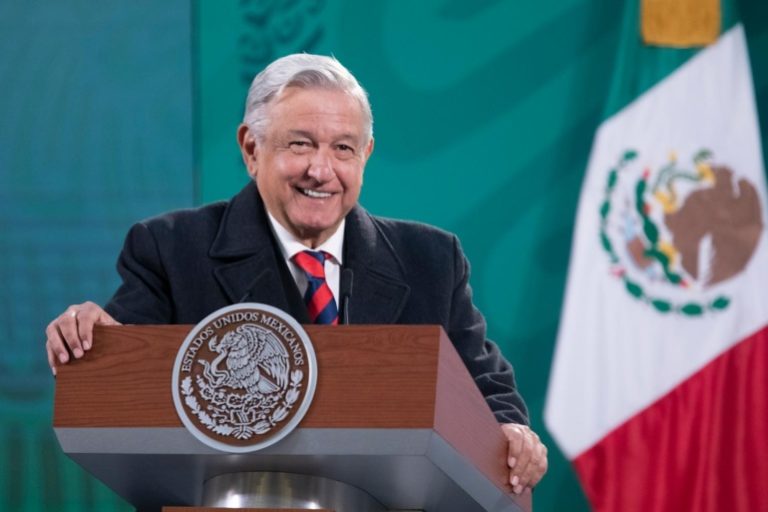 Tenemos el apoyo del pueblo, por eso resistimos: AMLO tras protestas del #8M