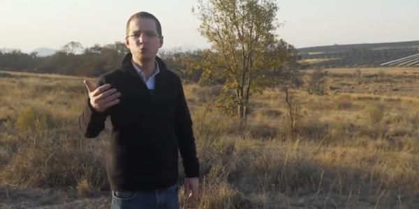 Ricardo Anaya arremete ahora contra la reforma eléctrica a través de redes sociales