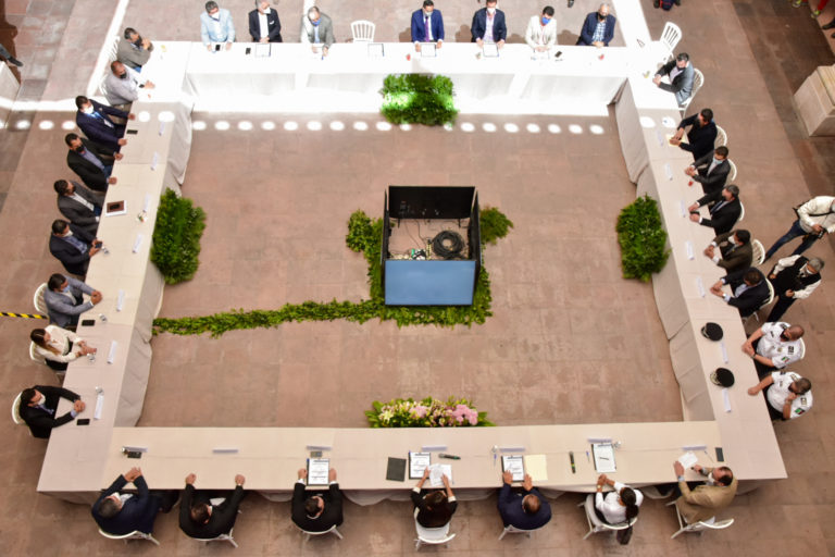 Ayuntamiento de Aguascalientes formaliza municipalización de 7 fraccionamientos