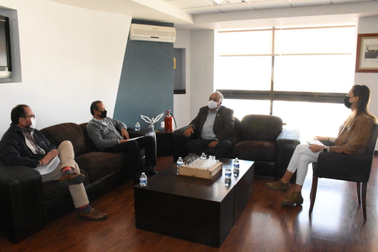 Titular de Seguot se reúne con nuevo consejo directivo de Canadevi