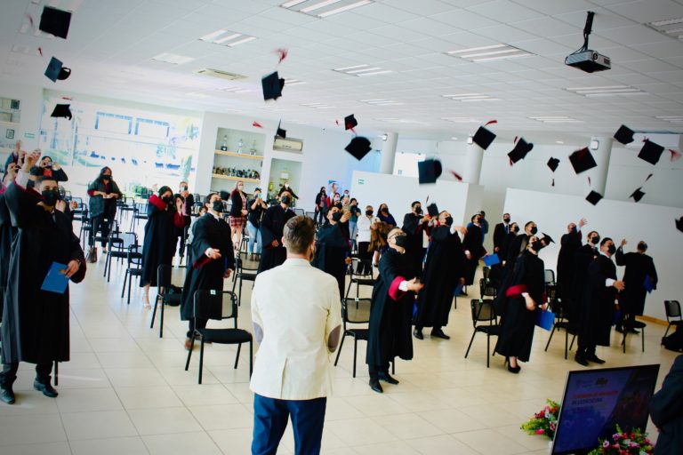 Inicia semana de graduaciones en la UTNA