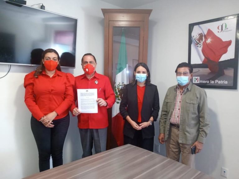 Dan las gracias a Herminio Ventura, nombran a Antonio Lugo Morales como presidente del PRI en la entidad      