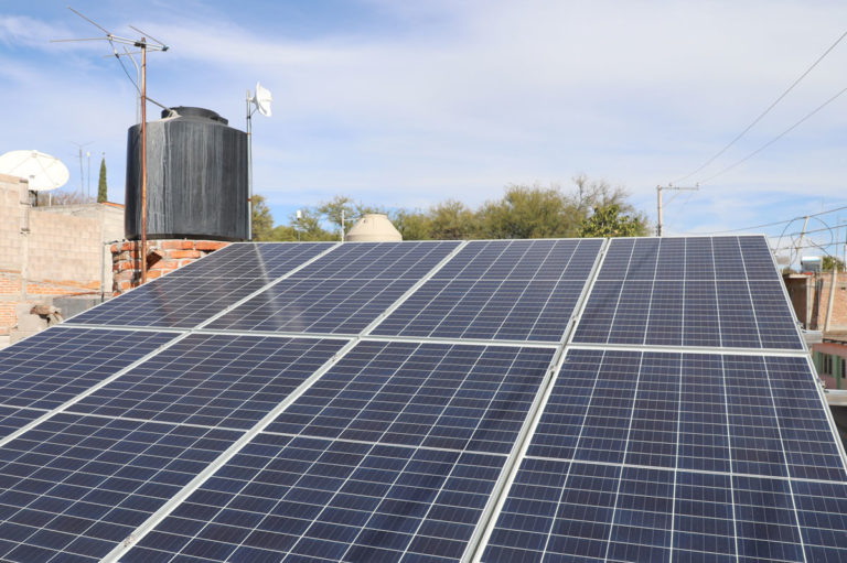 Apoya Gobierno del Aguascalientes a mipymes para la compra de paneles solares