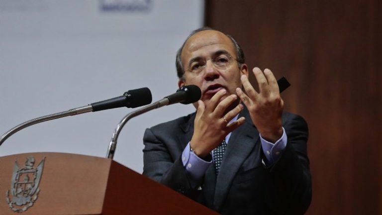 Ataque a jueces refleja talante autoritario del gobierno: Calderón