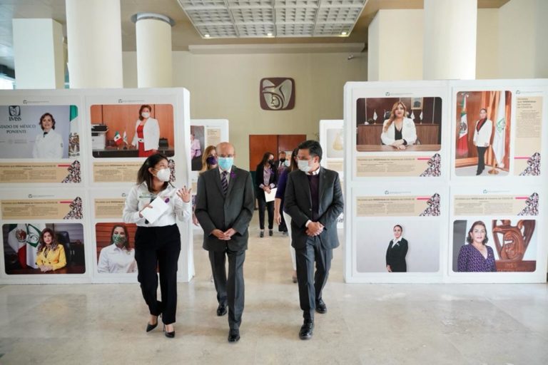 IMSS conmemora Día Internacional de la Mujer con exposición fotográfica