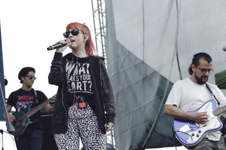 El infierno de ser mujer en la industria musical en México