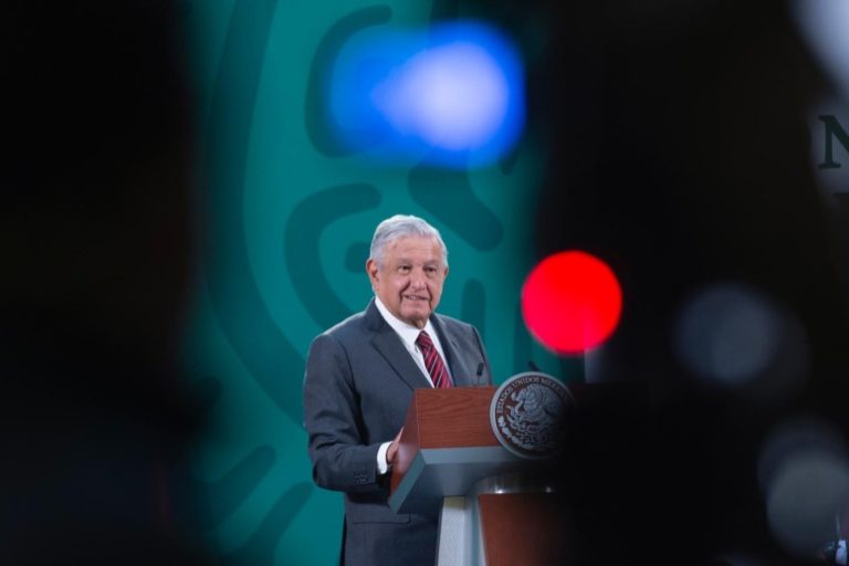 AMLO busca madruguete y un intento de golpe de estado
